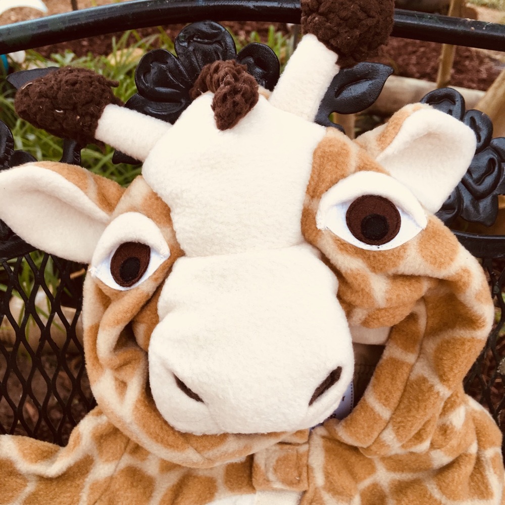 Super cute GIRAFFE Halloween costume